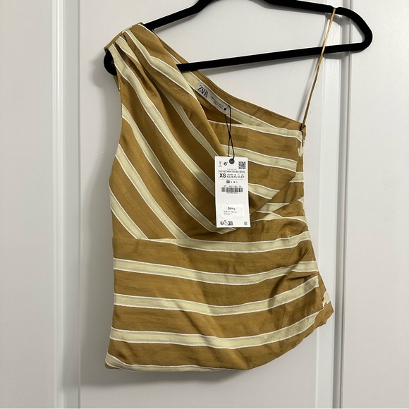 Zara asymmetric jacquard top - Picture 2 of 2